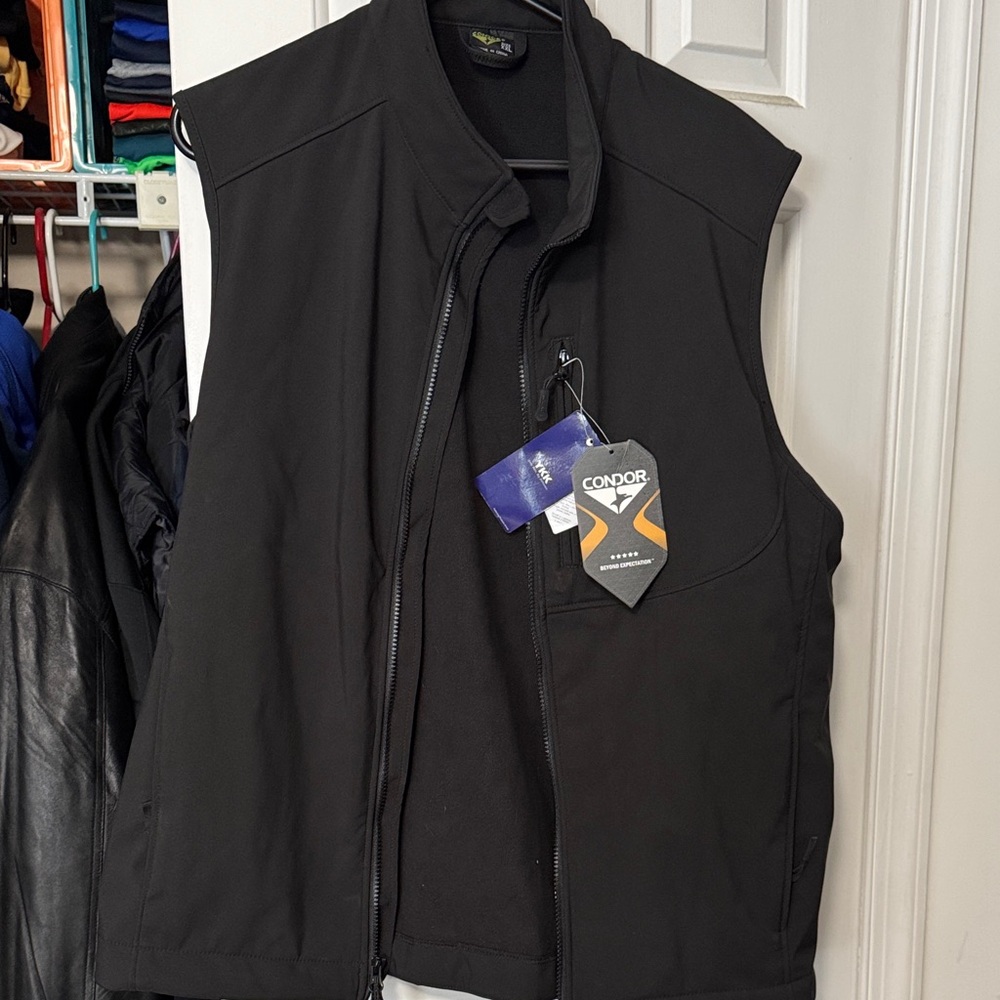 Condor Men's Black Utility Vest